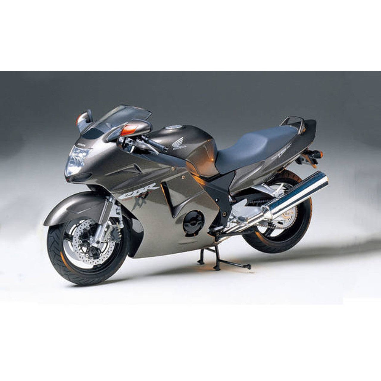 T14070 Honda CNR 110XX S. Blackbird