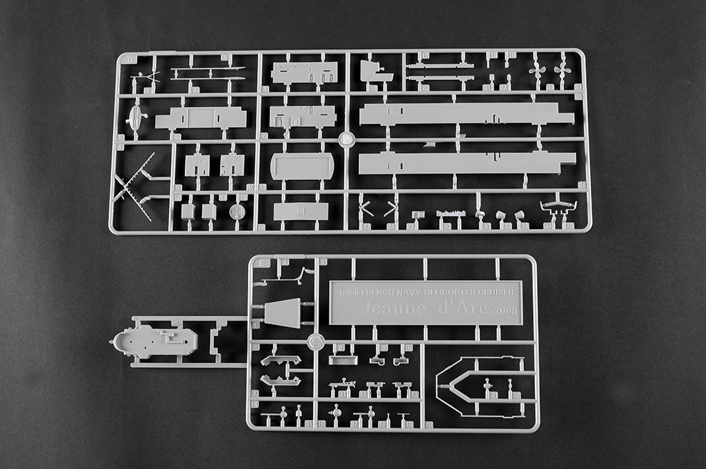 1/350 French Navy Helicopter Cruiser Jeanne d’Arc 2008 Plastic Model Kit