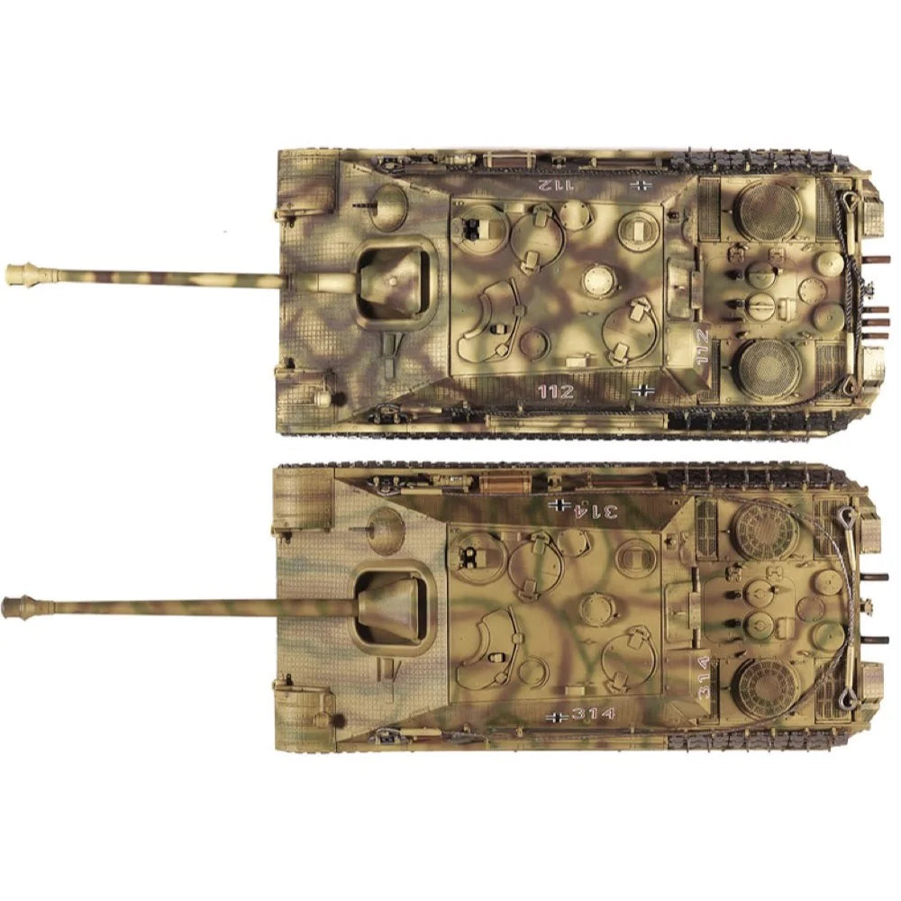 1/35 German Sd.kfz.173 Jagdpanther Ausf.G1 Plastic Model Kit [13539]