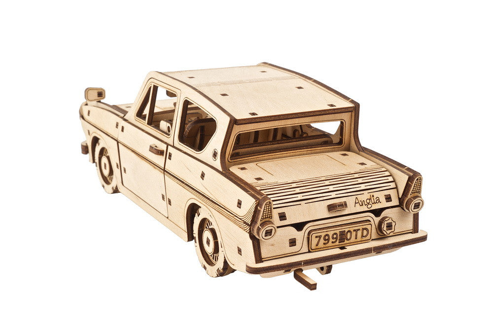 Flying Ford Anglia™