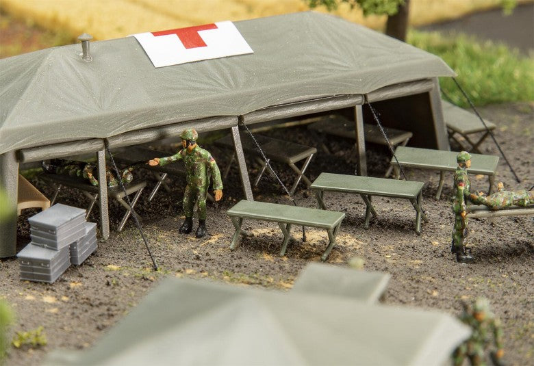 HO 12 Camp Beds