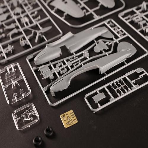 1/48 Hawker Hurricane Mk.II C Plastic Model Kit