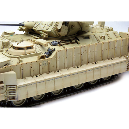 1/35 U.S. Infantry Fighting Vehicle M2A3 Bradley with Busk III