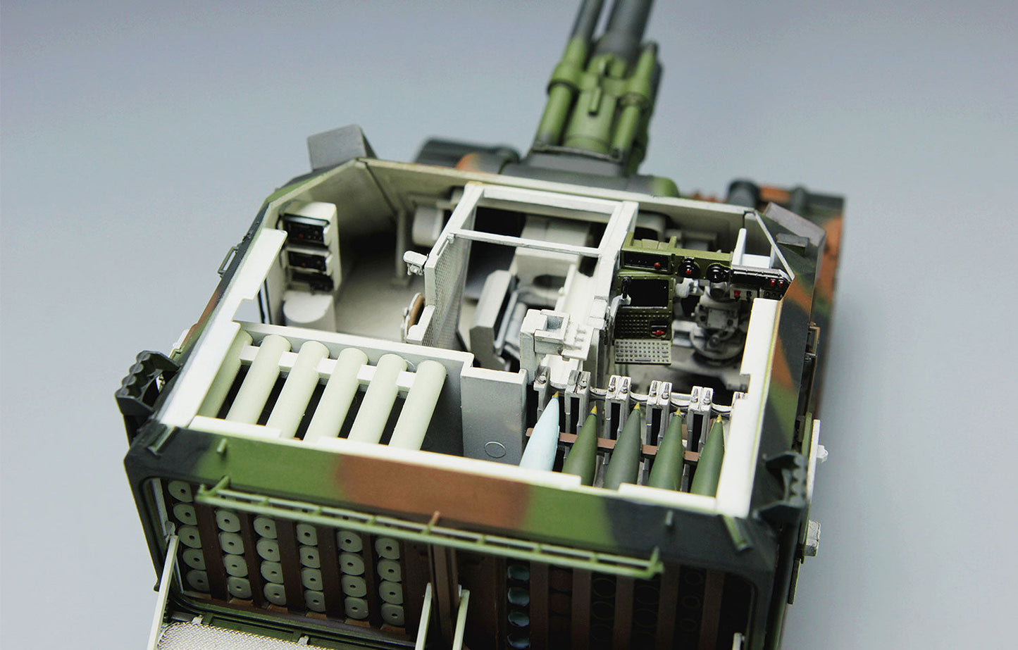 1/35 French AUF1 155mm Self-Propelled Howitzer