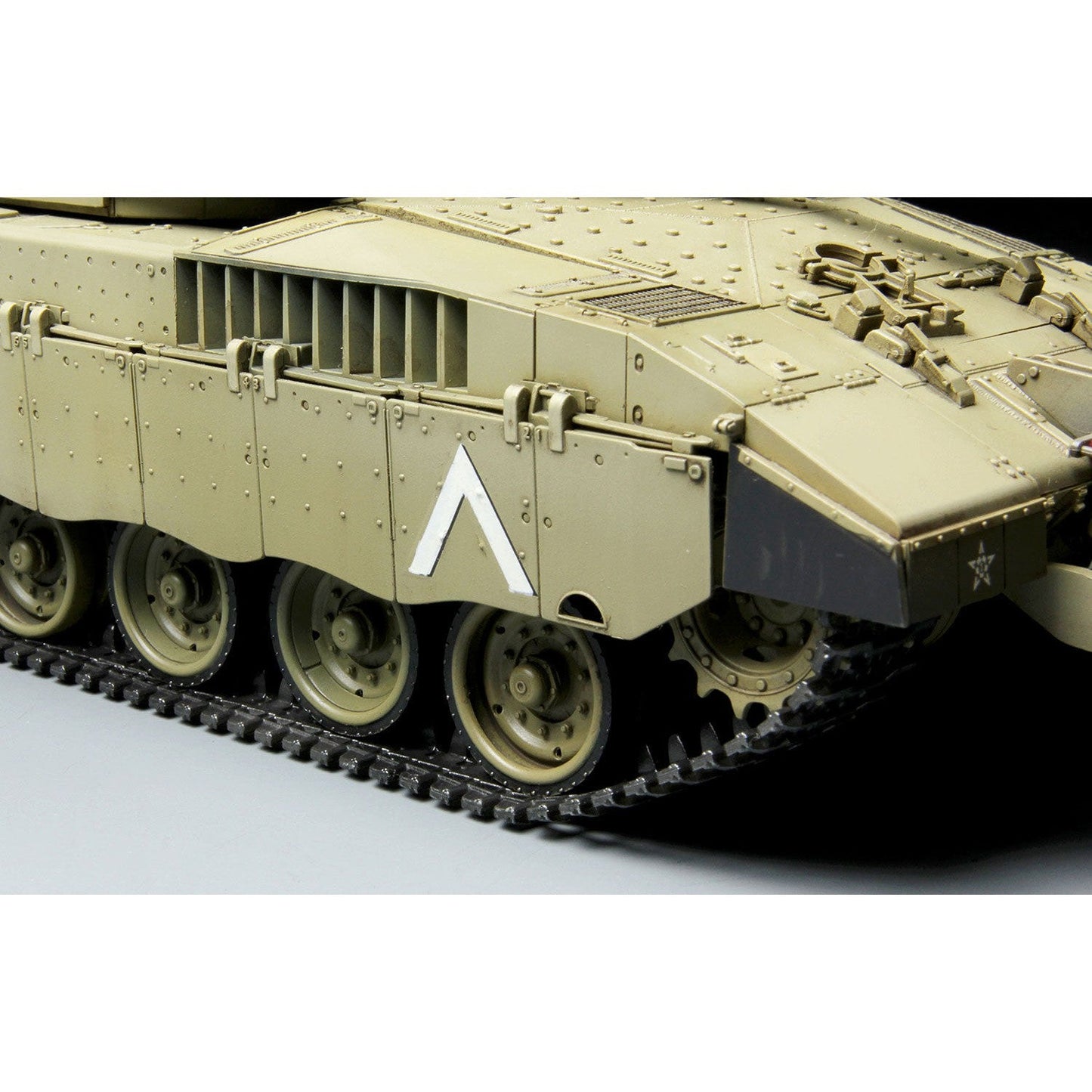 1/35 Israel Main Battle Tank Merkava Mk.3 BAZ with Nochri Dalet Mine Roller System