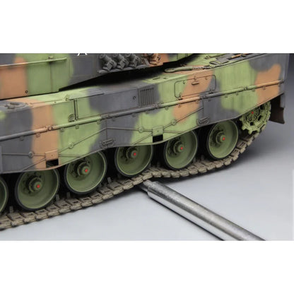 1/35 German Main Battle Tank Leopard 2 A4