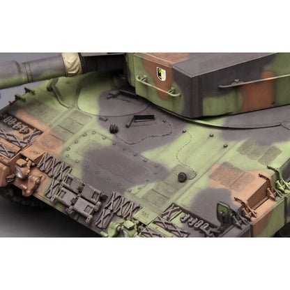 1/35 German Main Battle Tank Leopard 2 A4