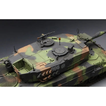 1/35 German Main Battle Tank Leopard 2 A4