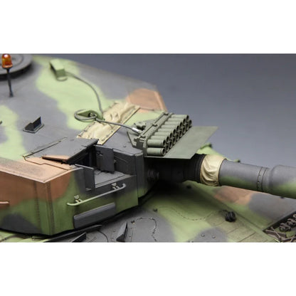 1/35 German Main Battle Tank Leopard 2 A4
