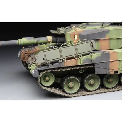 1/35 German Main Battle Tank Leopard 2 A4