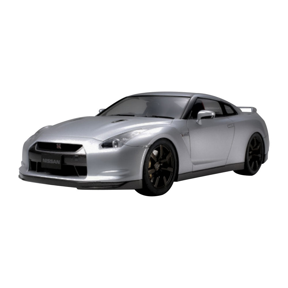 124 Nissan GTR w/ Clear Hood