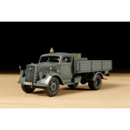 148 German 3T 4x2 Cargo Truck