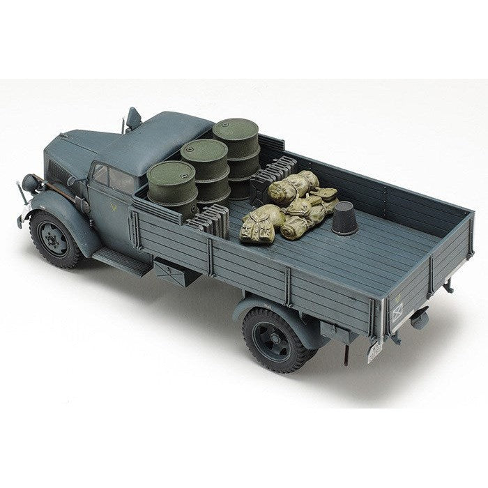 148 German 3T 4x2 Cargo Truck