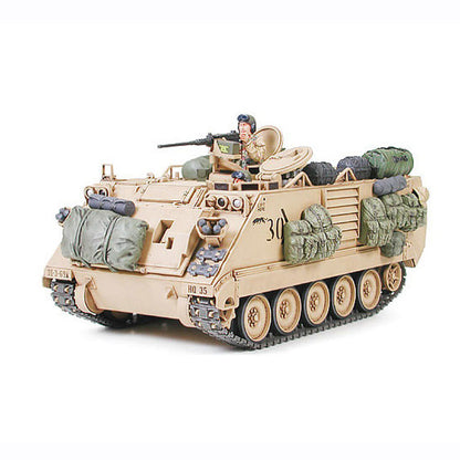 1/35 US M113A2 Armoured Personnel Carrier (Desert Version)
