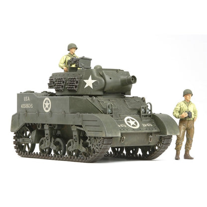 1/35 US Howitzer Motor Carriage M8   Awaiting Orders   Set w/ 3 Figures