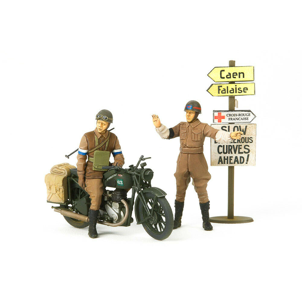 1/35 British BSA M20 Motorcycle w/  Military Police Set