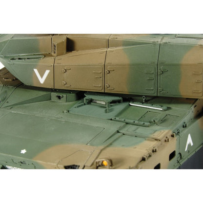 1/35 JGSDF Type 10 Tank