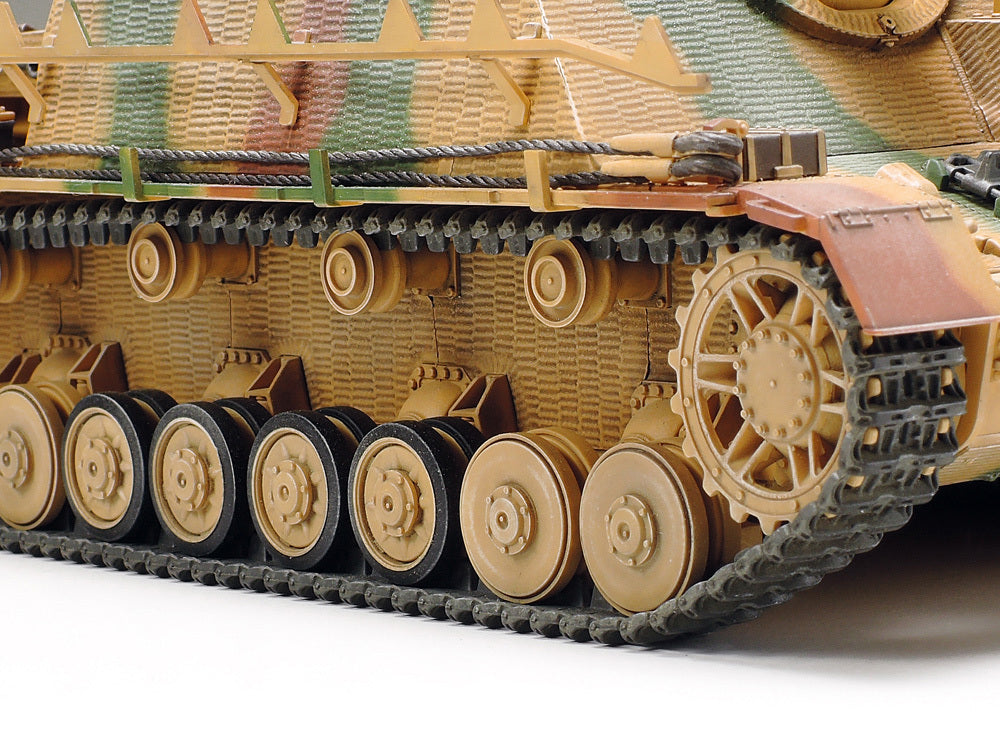 1/35 Sd.Kfz.166 Sturmpanzer IV German Assault Tank IV Brummbar Late Production