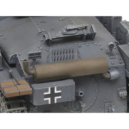 1/35 German Tank Panzerkampfwagen 38(t) Ausf. E/F NEW TOOLING