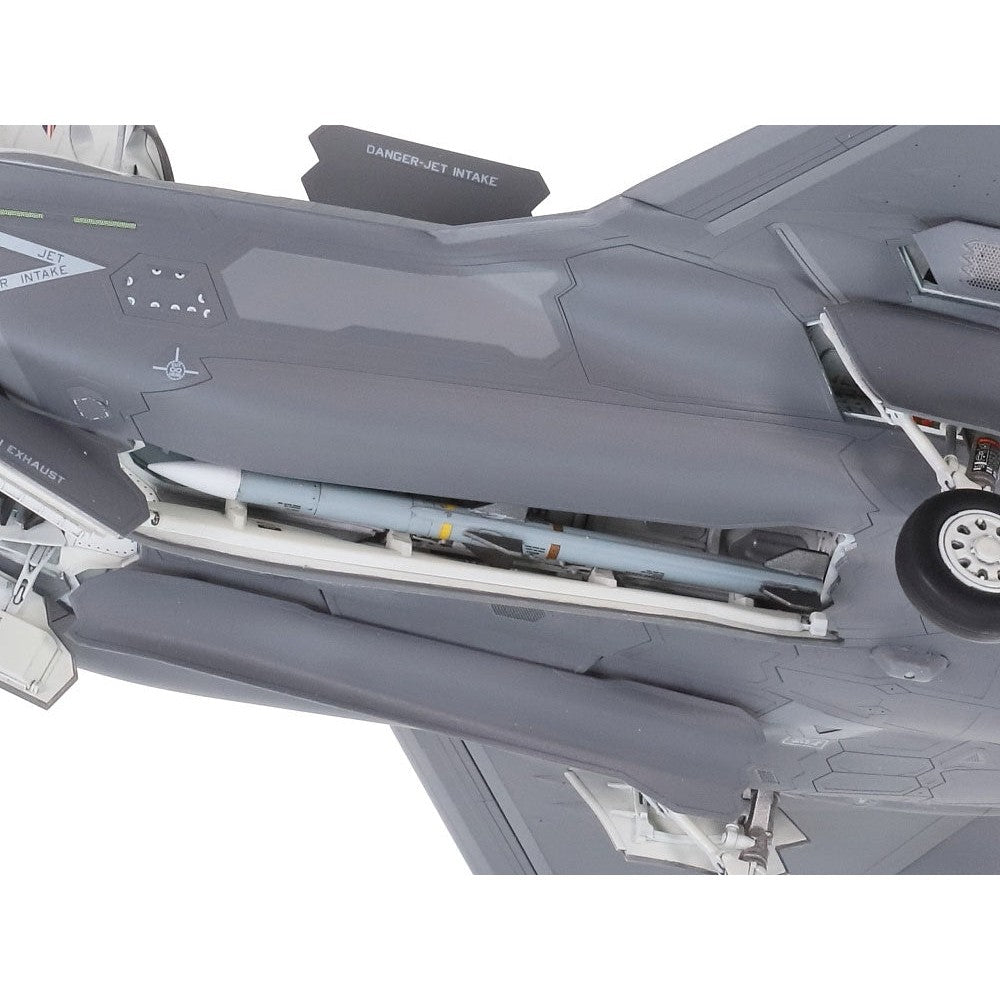1/72 Lockheed Martin F-35 B Lightning II