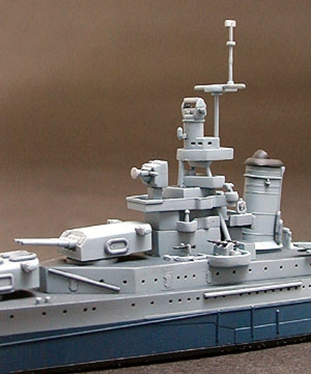 1/700 US Navy CA35 Indianapolis