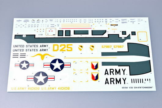 05104 1/35 Helicopter  CH47A CHINOOK Plastic Model Kit