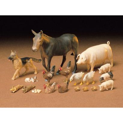 1/35 Livestock Set