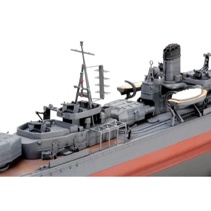 1/350 Yukikaze Japanese Destroyer